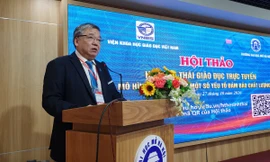 Vì sao dạy học trực tuyển ở Việt Nam còn khó khăn?