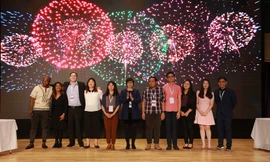 Ban giám khảo cuộc thi