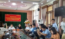 Hai cán bộ thanh tra 'bỏ chốt' tại điểm chấm thi Hà Giang bị xử lý thế nào?
