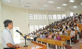 Bỏ quy định yêu cầu nghiệp vụ sư phạm với giảng viên ĐH,CĐ