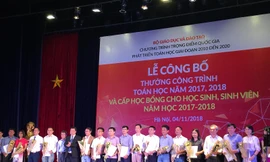 Trao thưởng cho các tác giả có công trình Toán học xuất sắc 2018