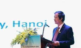 PGS.Nguyễn Kim Sơn, giám đốc ĐH Quốc gia Hà Nội phát biểu khai mạc diễn đàn Hà Nội 2018