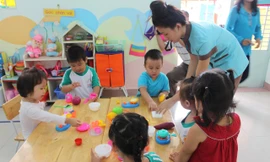 Cô giáo mầm non: Ngày nào cũng đón trẻ đến trường nhưng ít cơ hội đưa con đi học
