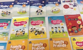 Công bố sách giáo khoa tiếng Anh trước Tết Nguyên đán
