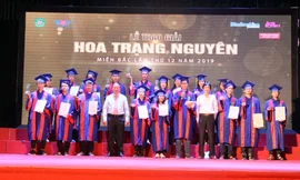 285 học sinh được trao giải thưởng Hoa Trạng nguyên 2019