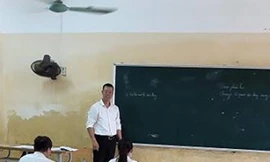 Lớp học chỉ có 2 sinh viên của trường CĐSP Nam Định 