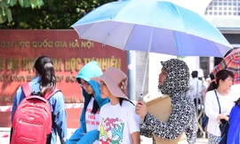 trường THPT chuyên Khoa học tự nhiên