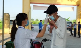 Hưng Yên: Dùng xe đặc chủng của công an vận chuyển đề thi, bài thi