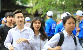 Thi tốt nghiệp THPT 2020: Coi thi trên sân nhà, dễ gửi gắm