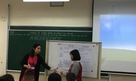 Cô Trần Thị Ngọc Khánh với tiết dạy của mình