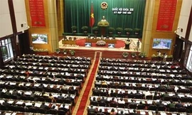 Cắt giảm chi tiêu công, không tăng tổng biên chế