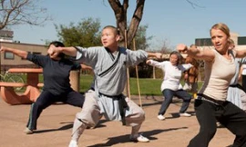 Dạy võ Thiếu Lâm tại Mỹ