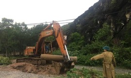 Ngang nhiên phá đường