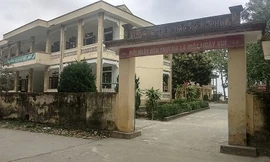 Xôn xao thu tiền khám sức khỏe định kỳ cho học sinh