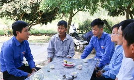 Tỉnh đoàn, Hội đồng đội tỉnh Thanh Hóa đã đến thăm viếng, động viên người thân gia đình nạn nhân