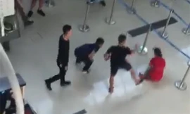 Con trai nguyên chủ tịch huyện tham gia đánh nữ nhân viên hàng không