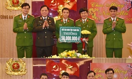 Thưởng nóng vụ bắt đối tượng siết cổ người đàn ông độc thân