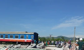 Vụ lật tàu tại Thanh Hóa: Tạm đình chỉ công tác cung trưởng