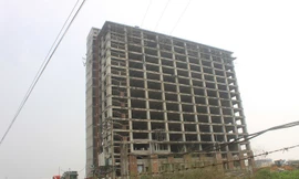 Công trình bỏ hoang