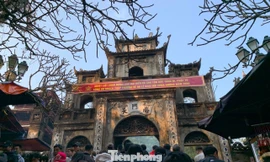 Bộ trưởng Bộ VHTTDL đề nghị các địa phương dừng mọi lễ hội, kể cả lễ hội đã khai mạc