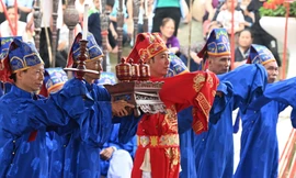 Bỏ cướp phết, Hội phết Hiền Quan 2024 vẫn nườm nượp