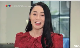 Xuân (Quách Thu Phương) bị lừa thi hoa hậu quý bà