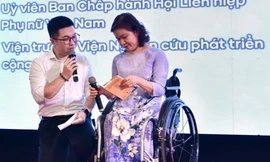 Làm giàu bản thân, sáng tạo khởi nghiệp từ sách