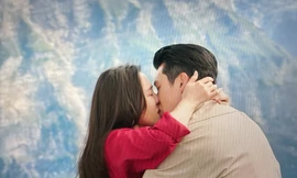 Huyn Bin và Ye Jin khóa môi ngọt ngào trong tập cuối "Hạ cánh nơi anh"