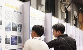 Hình ảnh hiếm về Nhà hát Lớn, nhà tù Hỏa Lò, cầu Long Biên