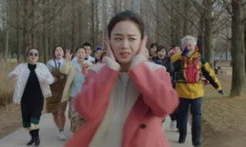 Phim của Kim Tae Hee phải tạm dừng quay do nhân viên bị cách ly vì Covid-19