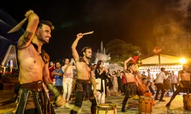 Bà Nà sôi động về đêm