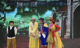 Những nhân vật quen thuộc trong tác phẩm văn học, sân khấu kể chuyện Làng Vũ Đại. Ảnh: VFC