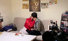 Hậu trường cảnh tình cảm của Khánh Thy-Hoàng Huy "Hương vị tình thân"