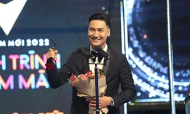 Mạnh Trường lần đầu nhận giải Nam diễn viên ấn tượng.