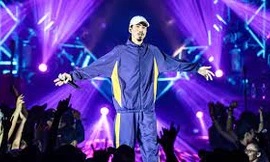 Vì sao Netflix gỡ 'Show của Đen' và một số chương trình truyền hình?