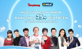 Báo Tiền Phong đồng hành với nghệ sĩ tặng sữa cho trẻ có hoàn cảnh khó khăn