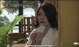 Đừng bắt em phải quên 7: Linh (Kim Oanh) thảo mai nghe lén, đẩy Ngân vào thế khó