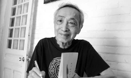 Lễ tang dịch giả Dương Tường