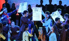 Xây dựng con người Việt Nam thời kỳ đổi mới: Năng lực và bản lĩnh song hành