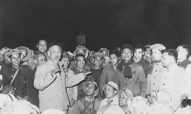 Nhiều tư liệu quý ở triển lãm 'Cảnh vệ CAND - 70 mùa hoa chiến công'