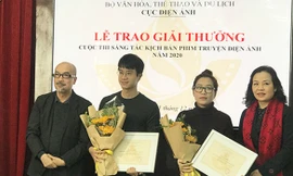 Trao hai giải Nhì cho kịch bản phim truyện