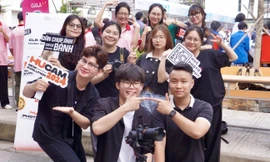 NSND Quốc Hưng: Sinh viên nghệ thuật không sợ thất nghiệp