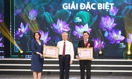 Trao thưởng cho các tác phẩm có chất lượng, tập thể có thành tích trong “Học tập và làm theo tư tưởng, đạo đức, phong cách Hồ Chí Minh” giai đoạn 2018-2020 