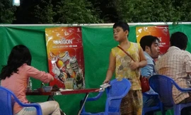 Bóc trần trò chăn dắt trẻ em