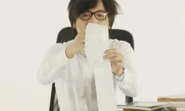 'Giáo sư xoay'... xoay tiền trả hóa đơn