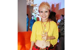 Mai Khôi tranh ngôi Dũng “khùng”