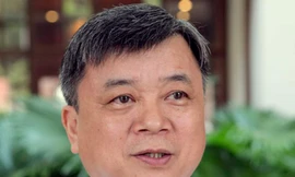 Không thể 'treo' quyền của dân