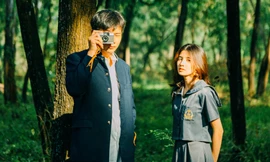 Bất ngờ bộ ảnh thanh xuân rực rỡ về tình bạn tuổi học trò được thực hiện ngay tại TP.HCM