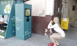 Squat 20 lần, người dân thành phố Cluj Napoca có ngay tấm vé sức khỏe đi xe buýt miễn phí