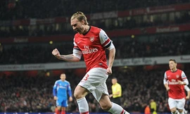 Kết quả Ngoại hạng Anh: Arsenal gia cố ngôi đầu